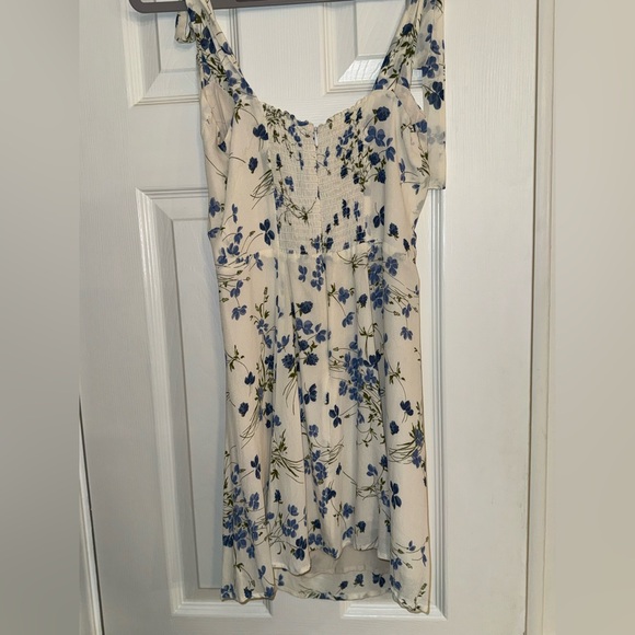 NWT Reformation Niara Dress - white/blue (clarita) - Picture 7 of 7